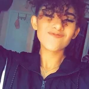 Meet your Posher, Deisy